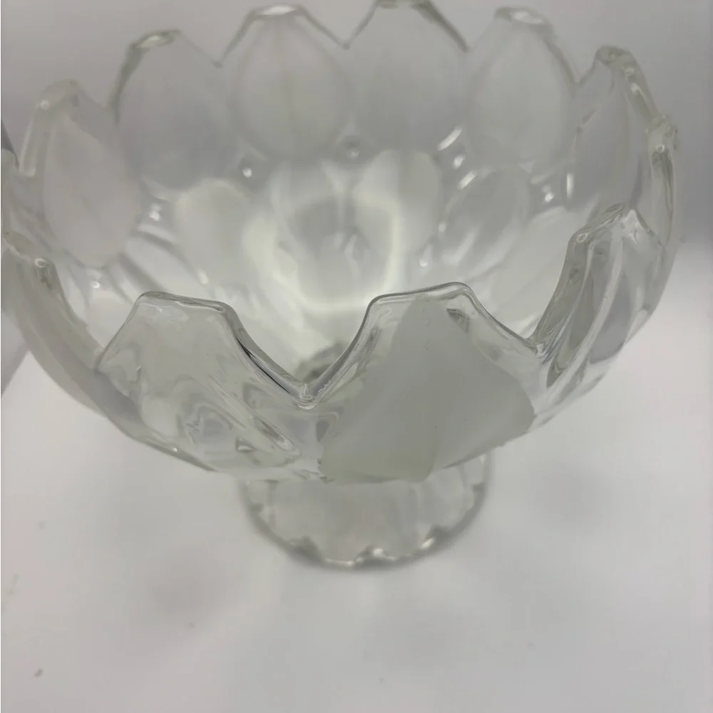 Vintage Crystal Elegant Clear Glass Decorative Bowl - Picture 1 of 8